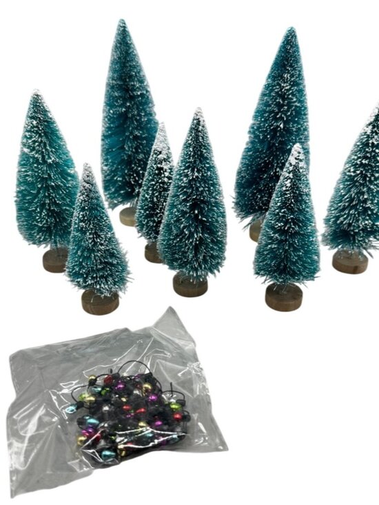 Christmas Set Of 8 Miniature Snow Frosted Bottle Brush Trees Wooden Bases READ - Picture 1 of 7